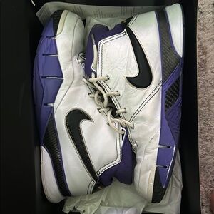 Nike Kobe 1 Protro